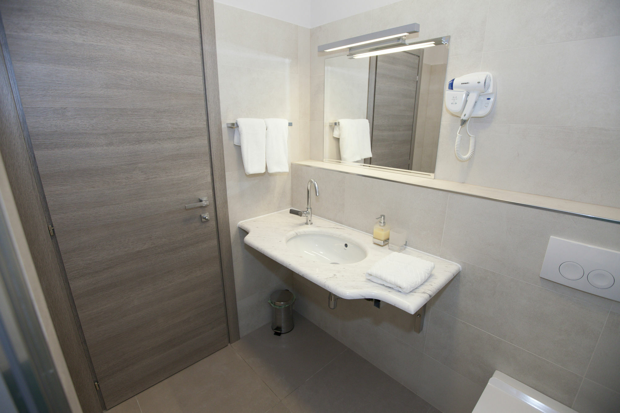 Tifani Luxury Rooms 2 Split Buitenkant foto