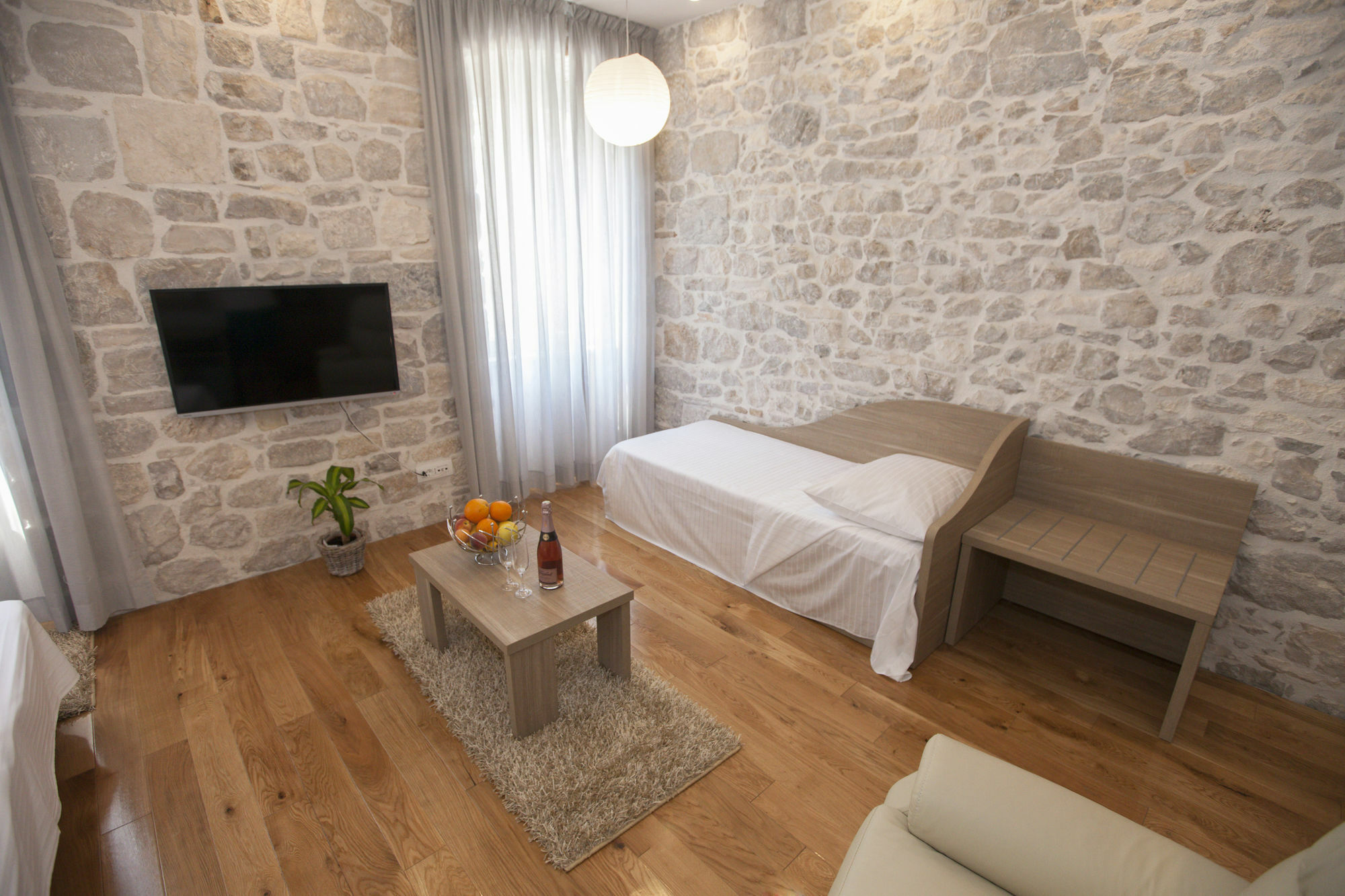 Tifani Luxury Rooms 2 Split Buitenkant foto